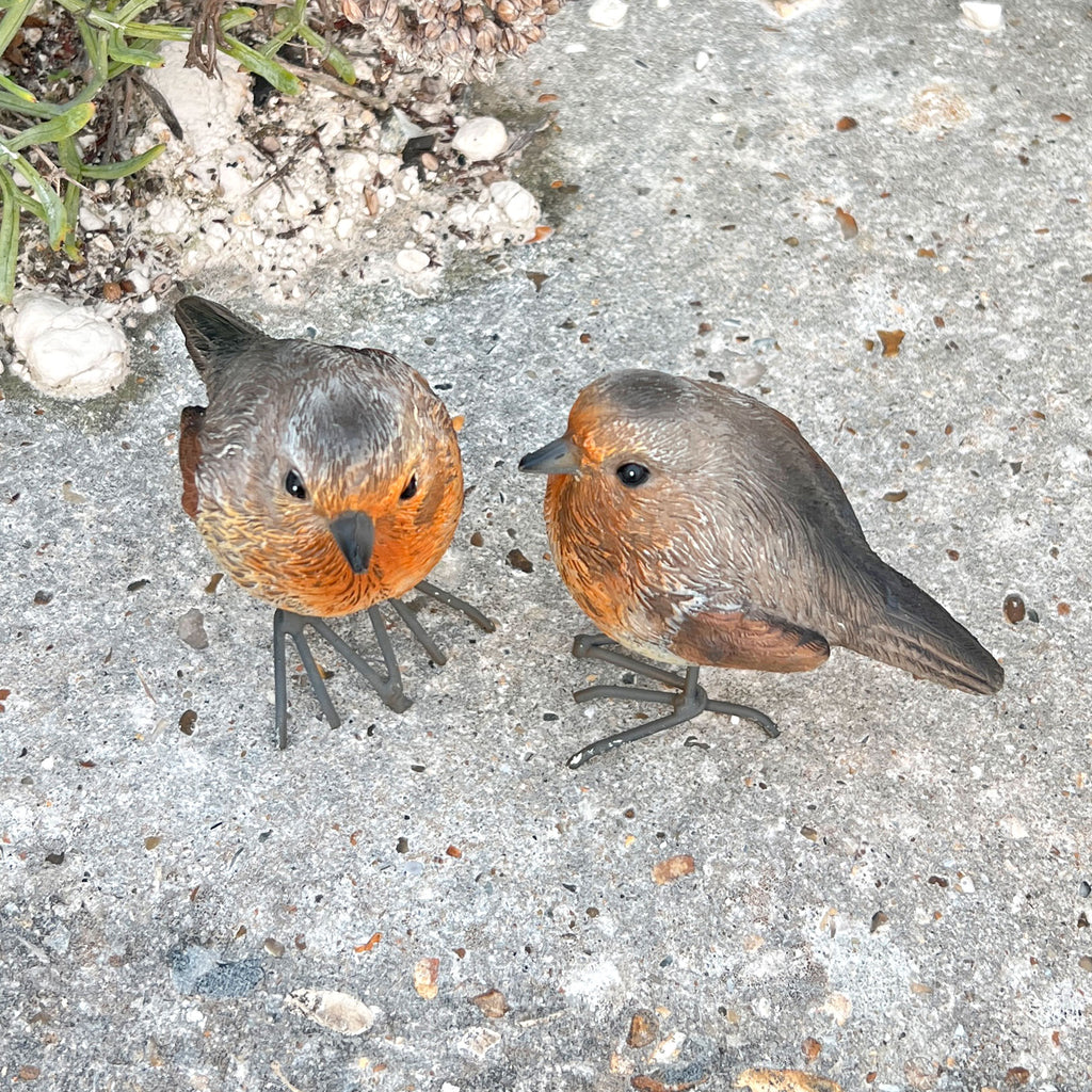 Pair of Robin Bird Garden Ornaments