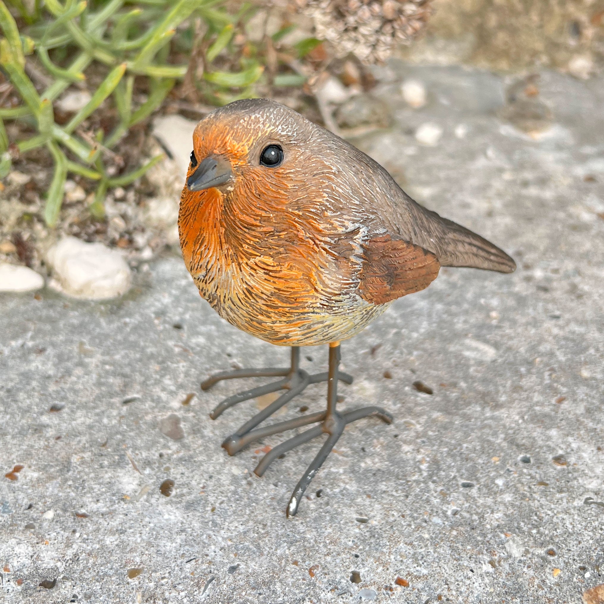 Pair of Robin Bird Garden Ornaments