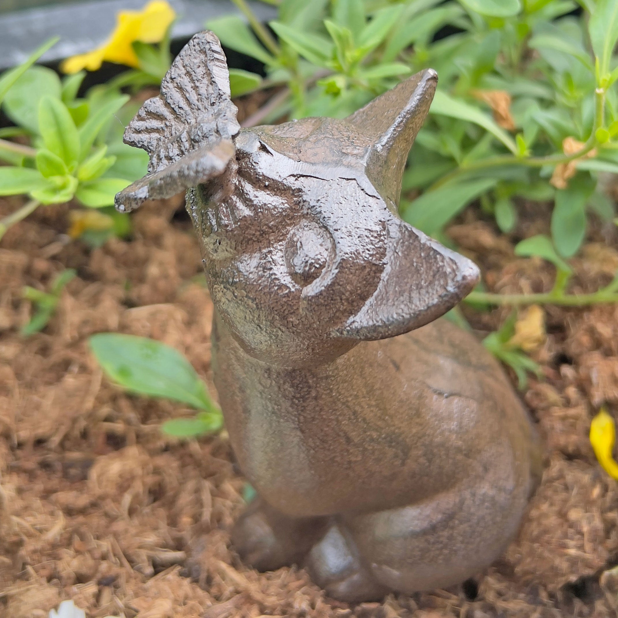 Sitting Cast Iron Cat Garden Animal Ornament