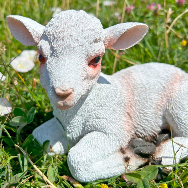 Lamb Garden Animal Ornament