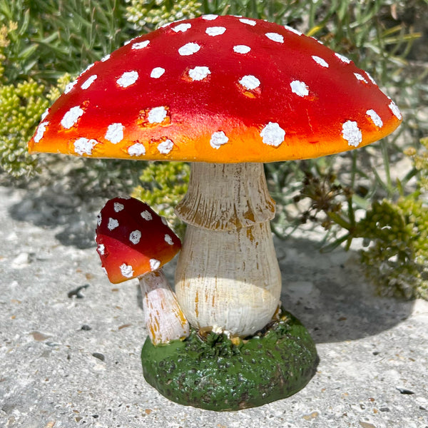 Large Mushroom / Toadstool Garden Ornament