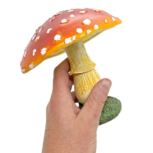 Large Mushroom / Toadstool Garden Ornament Realistic Design Mushroom