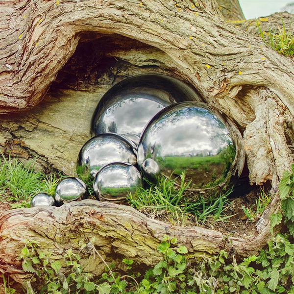 Mirror Garden Spheres